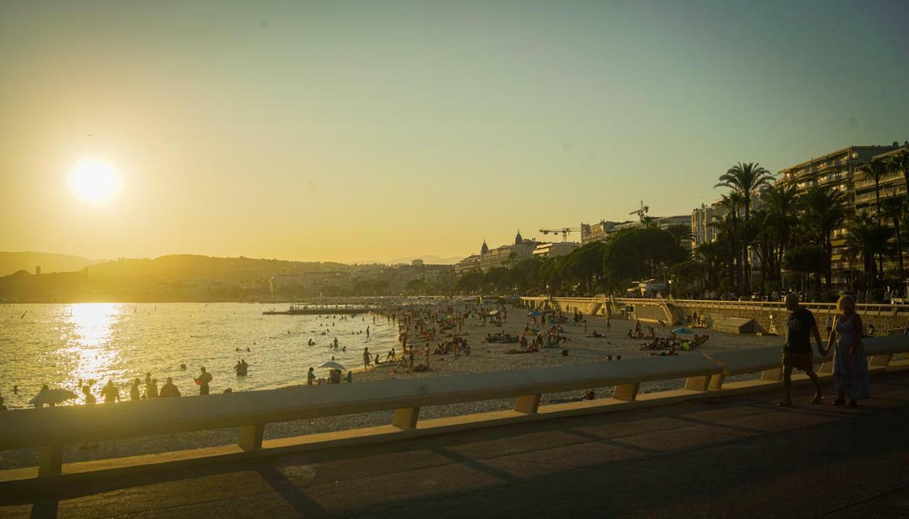 Blvd De La Croisette 82A, Cannes, La Reale المظهر الخارجي الصورة